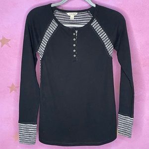 LUCKY BRAND Mixed Thermal Long Henley Sleeve Black 5 Button Front Small